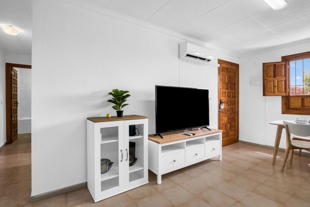 Luxe Apartment, Chill Out, Beach 10 Min Alicante Exterior photo